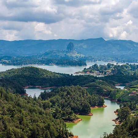 Cabanas Refugio Himalaya Guatapé 외부 사진